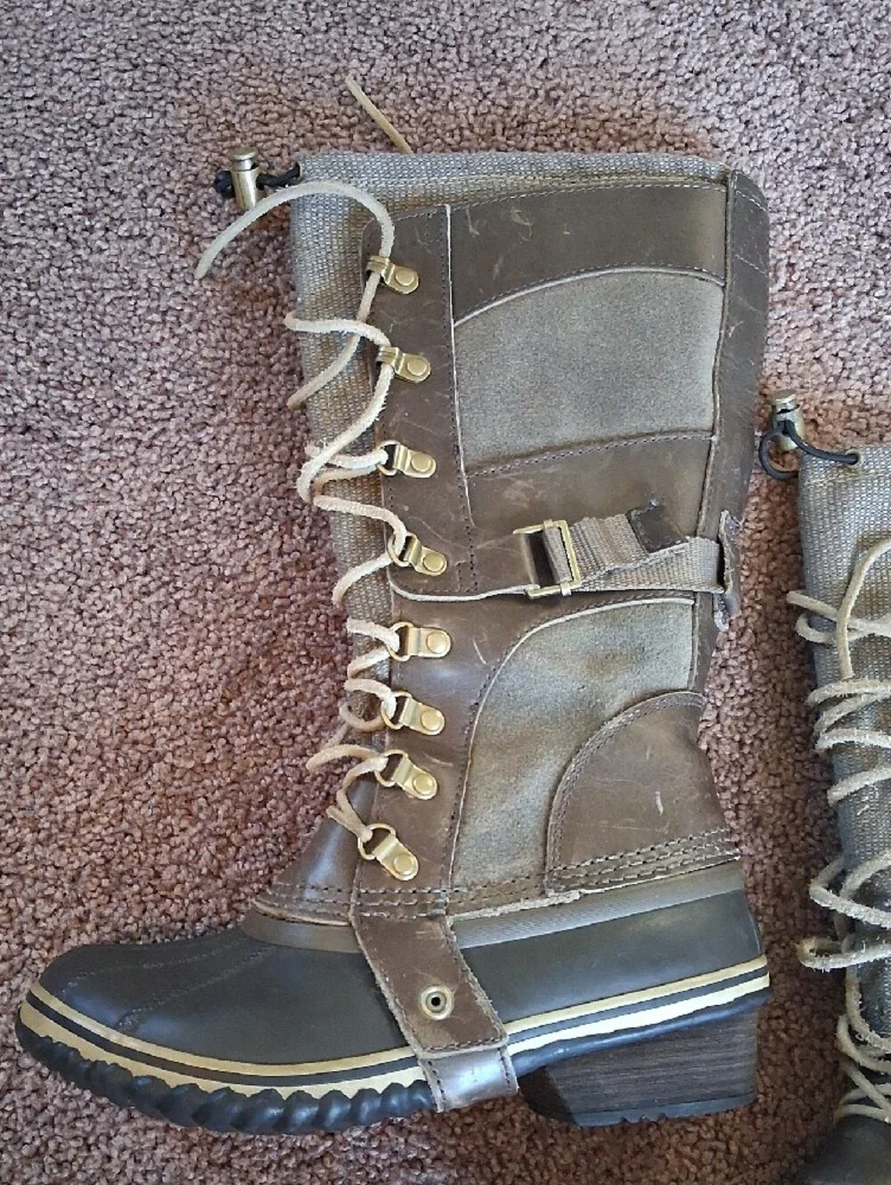 Sorel Conquest Carly Brown Gray Tall Lace-Up Waterproof Winter Boots